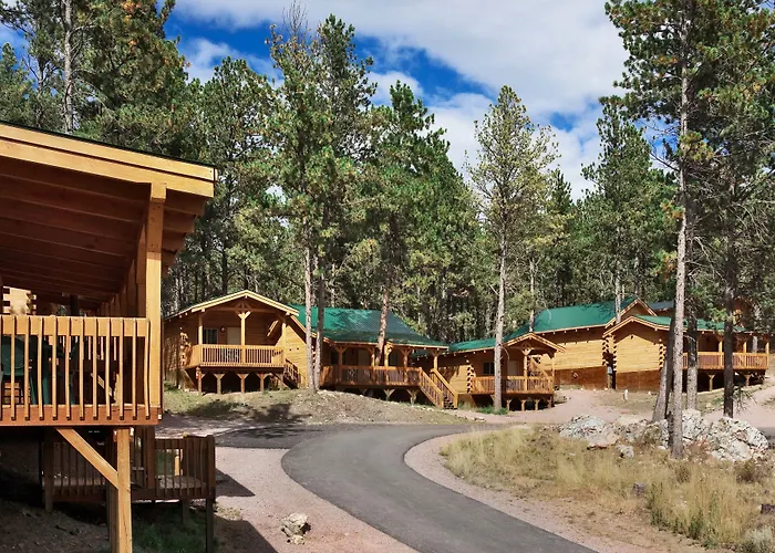 Rock Crest Lodge & Cabins
